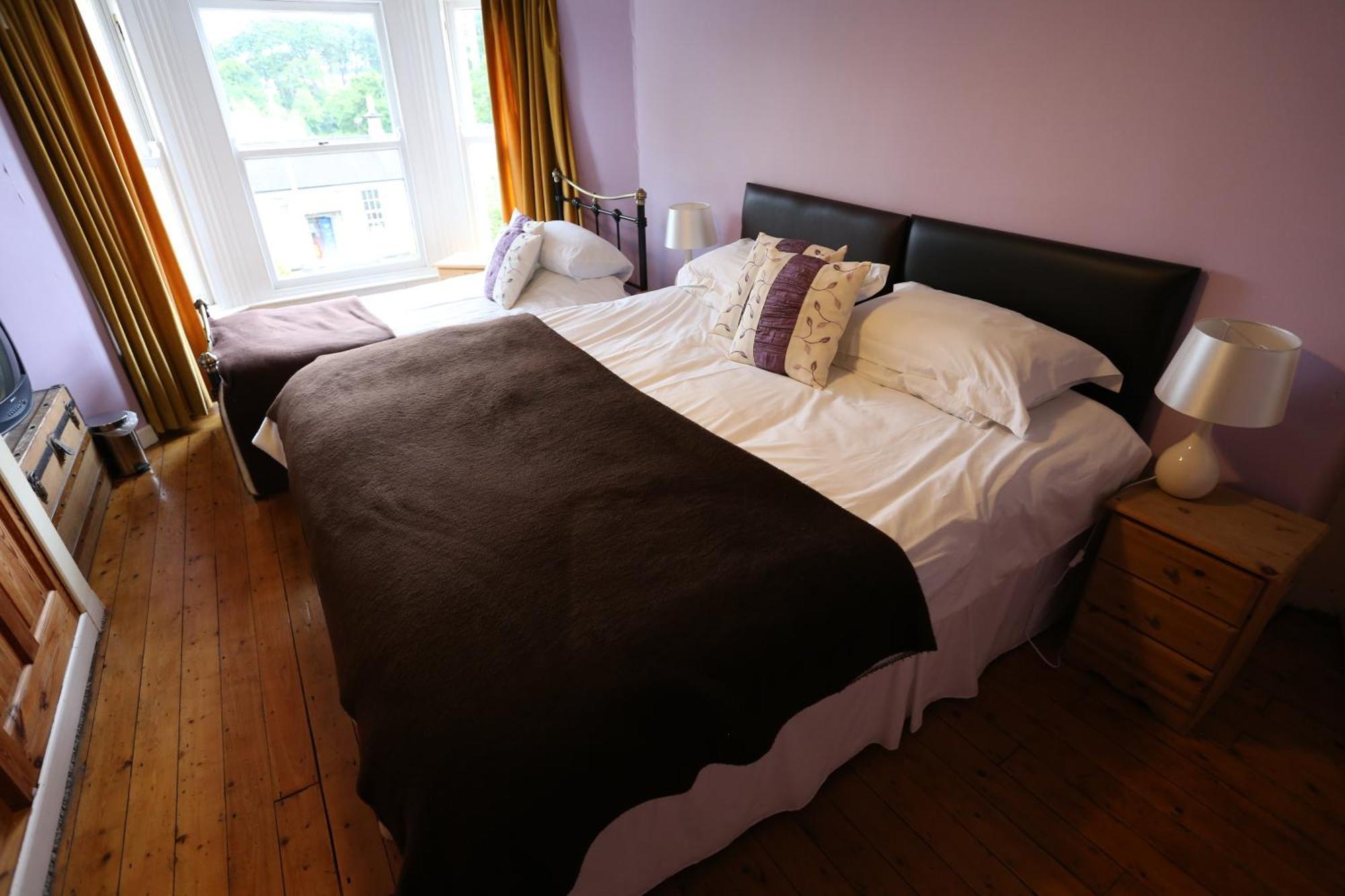 Corratavey Guest Accommodation บัลลีคาสเซิล ภายนอก รูปภาพ